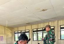 Tingkatkan semangat belajar anak Papua, Satgas Yonif 645/Gty kunjungi SD Inpres Eragayam