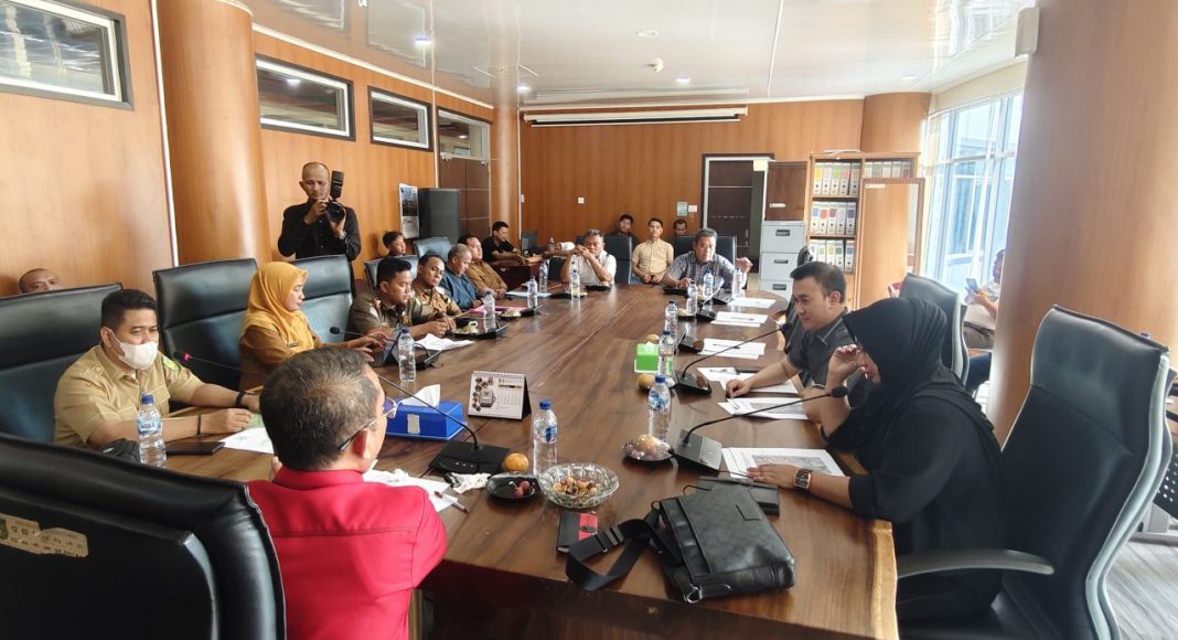 Ketua Komisi IV DPRD Medan Minta Pembangunan Jalan SM Raja Dihentikan Sebelum PBG Terbit, Sutrisno Pangaribuan Desak Tinjau Lokasi