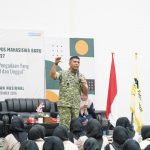 Tanamkan Nilai Kebangsaan Sejak Dini, Danrem 031/WB Bekali Mahasiswa Baru Politeknik Pengadaan Nasional Pekanbaru