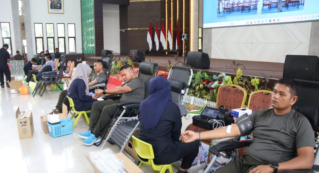 Kodam XIX/Tuanku Tambusai Gelar Bakti Sosial Kesehatan, TNI dan Masyarakat Bersatu dalam Aksi Kemanusiaan